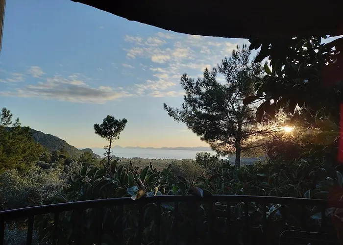 Datca, Mesudiye 'de Muestakil,guenluek,kiralik Villa *